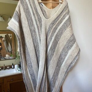 Beautiful wool Poncho